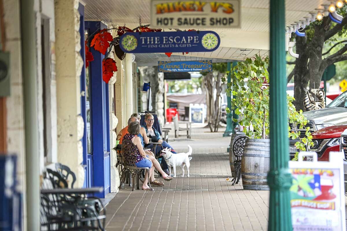 Shoppers sit a spell in downtown Georgetown.