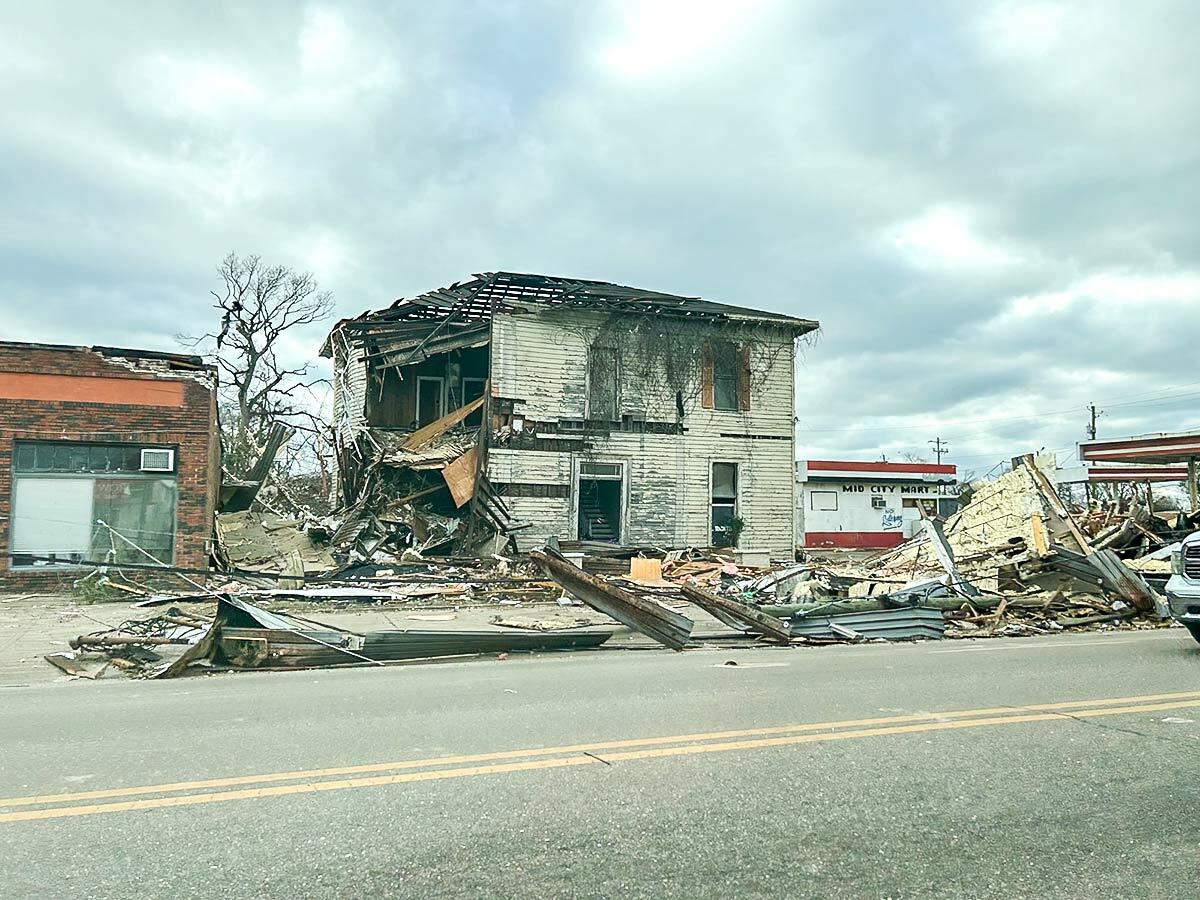 tornado damage in Selma