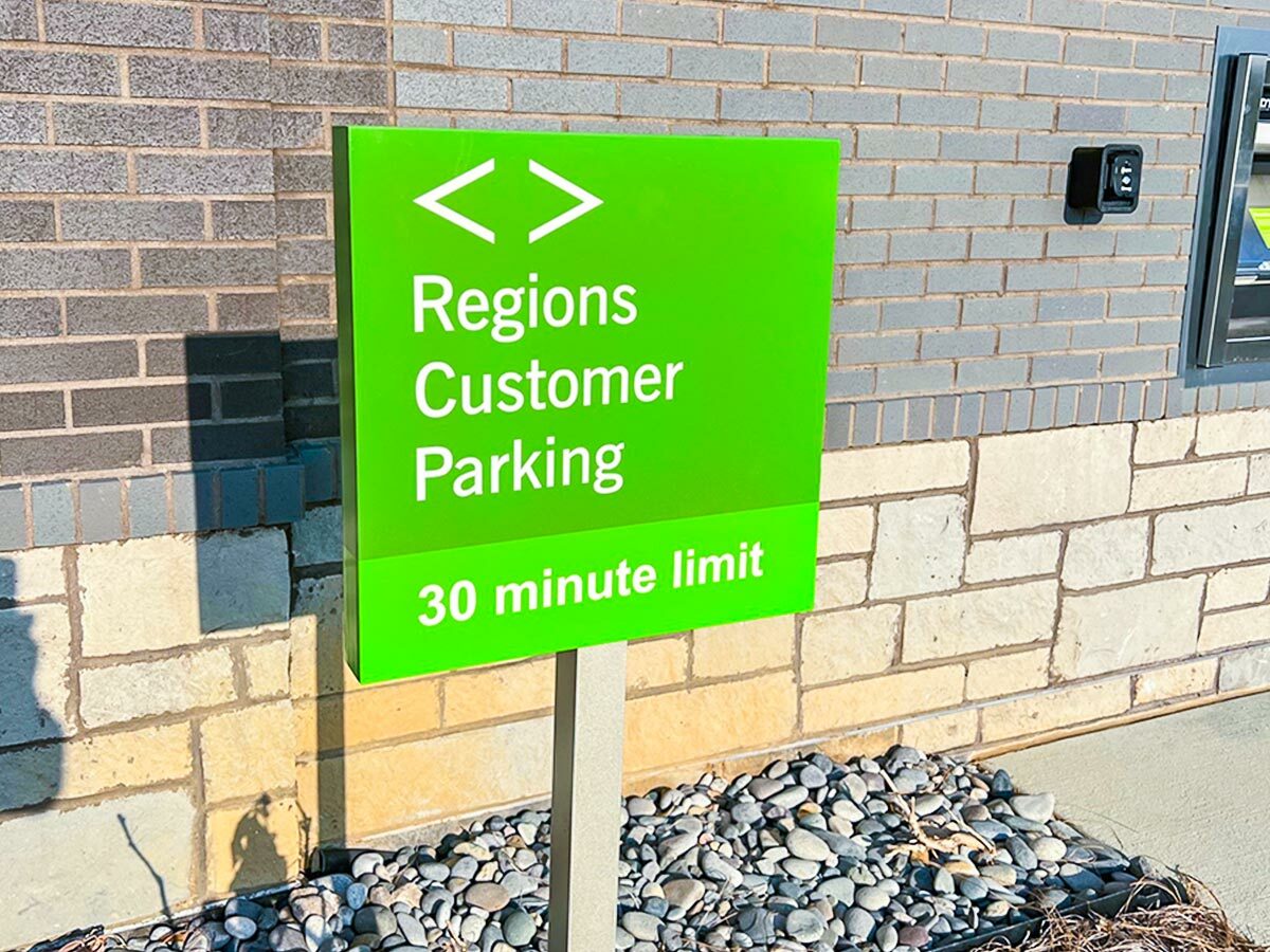 "Regions customer parking" sign