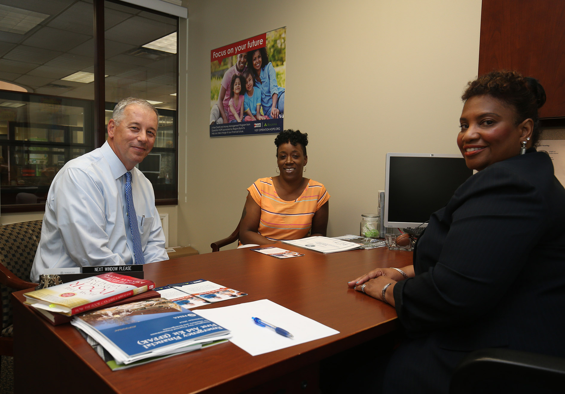 Mike Hart meets with community leaders